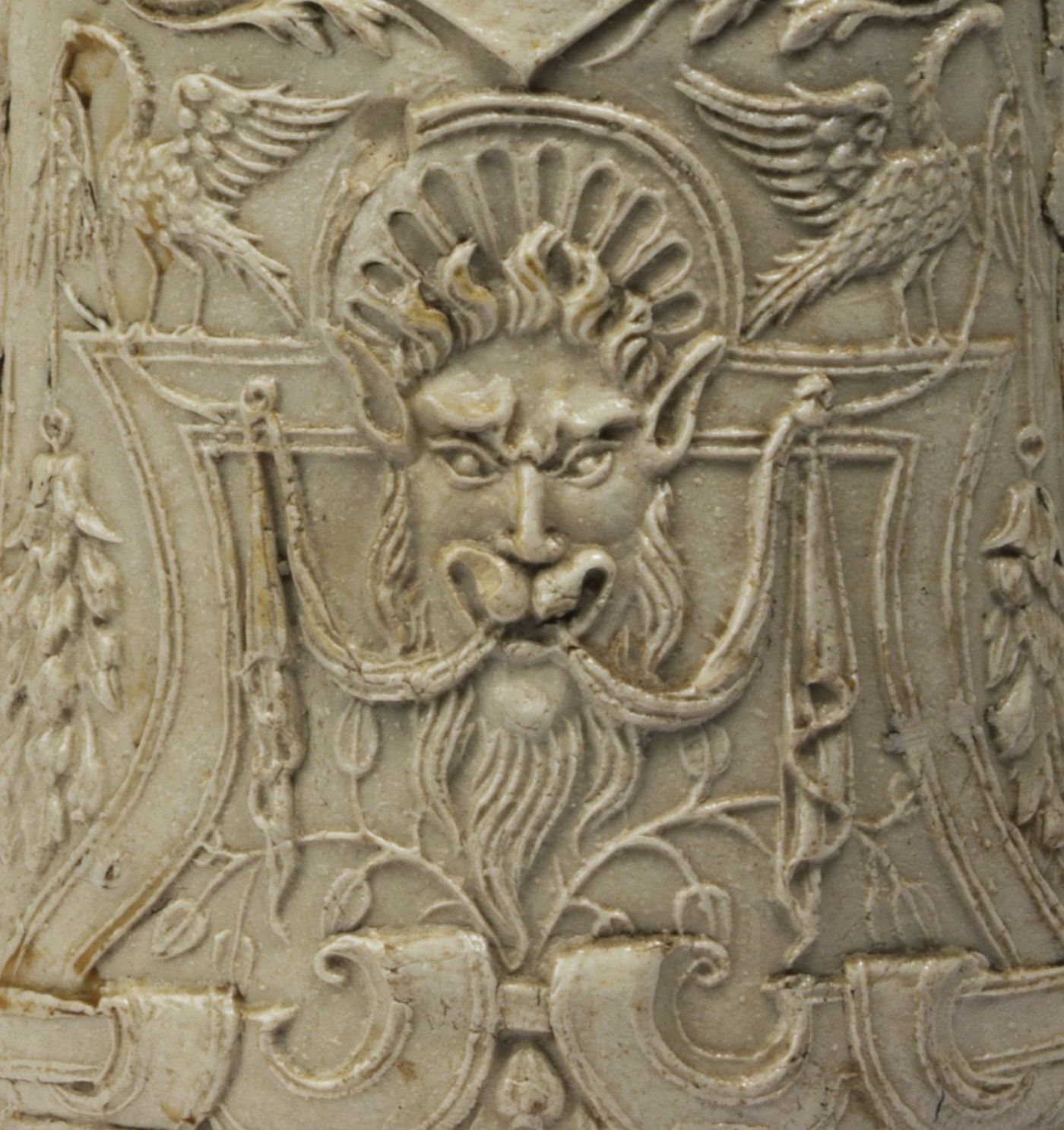 6-th-century-siegburg-stoneware-schnelle-flagon-mascaron-detail